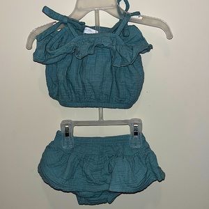 Adorable two piece halter top and skort set!!